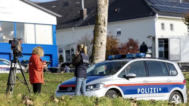 One Bulgarian died and seven others were injured after an accident in northwestern Austria.