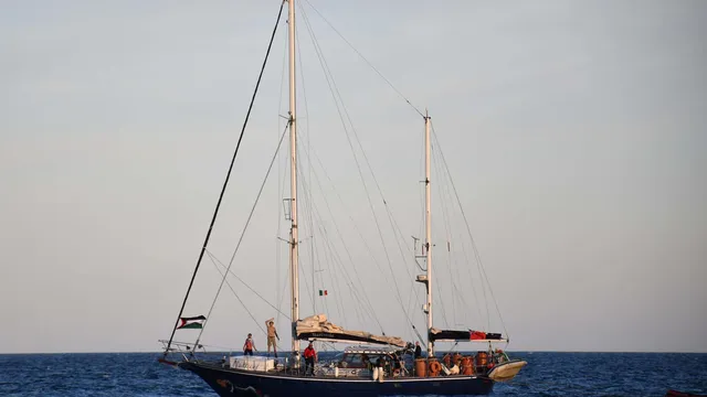 Israel orders army to prevent arrival of humanitarian ship in Gaza