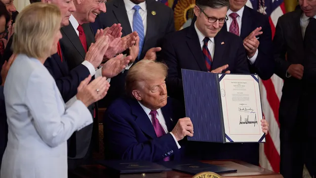 Trump considers extending travel ban to 36 more countries