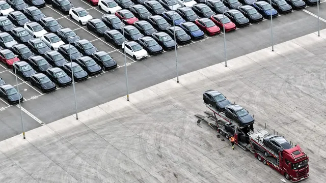 Tesla signs mega deal for energy project in China