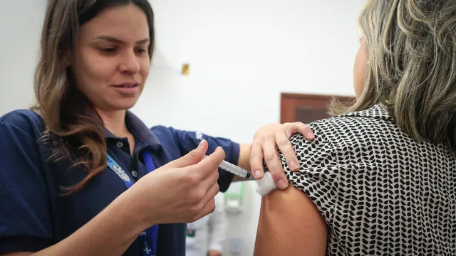 Lithuania to provide free training for hundreds of nurses