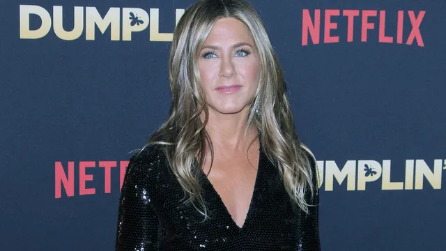 Jennifer Aniston wants to perform on Broadway