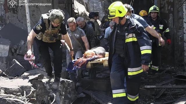 Russian missile attack on Dnieper town killed 15 and wounded 174 others