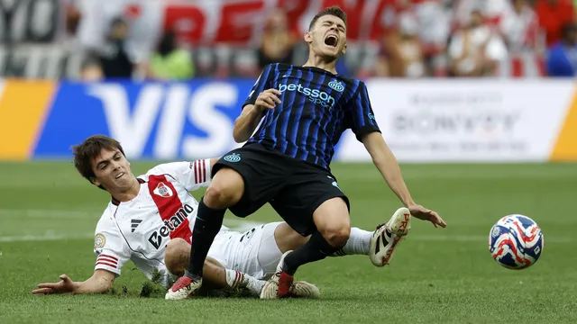 Inter beat River Plate 2:0, in a match with two red cards