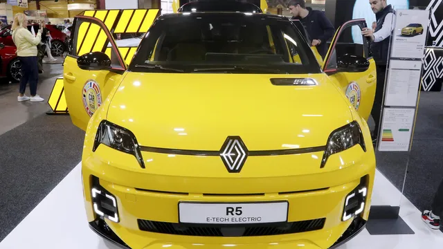 Renault reports nearly €10 billion accounting loss linked to Nissan stake