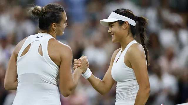 Sabalenka passes stern Raducanu test to reach Round of 16 in London