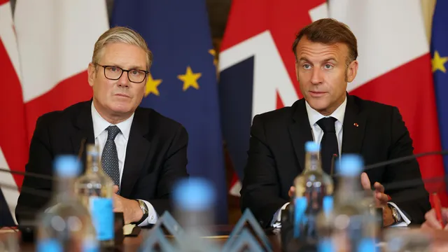 UK and France unveil program to return migrants across the English Channel