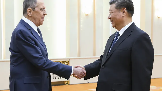 Xi Jinping Promises Lavrov More Support for Russia