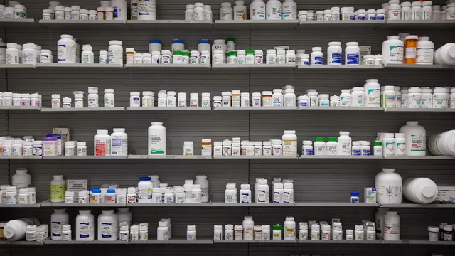 Global health aid drops to lowest level in 15 years