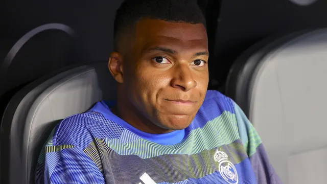 Mbappe paid police officers "under the table", investigation launched
