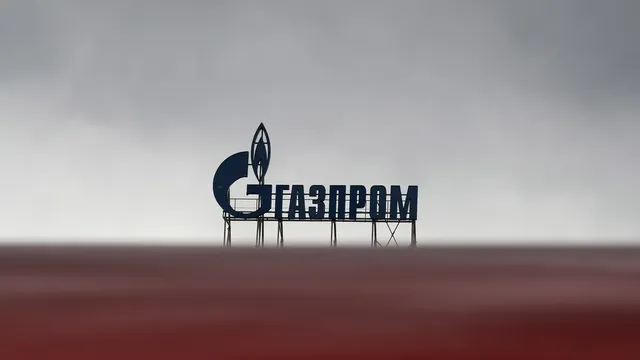 The US has postponed sanctions against Serbia's oil industry for another 30 days.