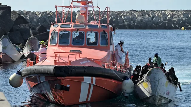 At least 54 migrants died after their boat capsized off Yemen