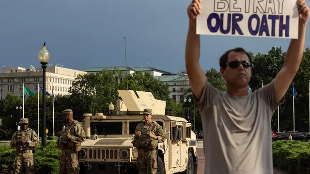 800 National Guard troops have been mobilized in Washington