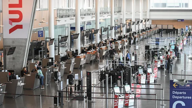 Air Canada cancels flights due to strike threat