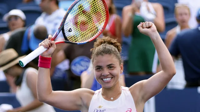 Swiatek and Paolini will meet in Cincinnati women's final