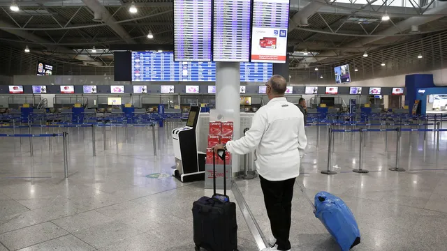Natural gas leak at Athens airport temporarily halts traffic